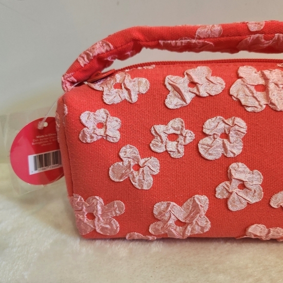 Ulta Beauty Coral Pink Floral Flower Appliques Cosmetic Bag NWT - Picture 2 of 10